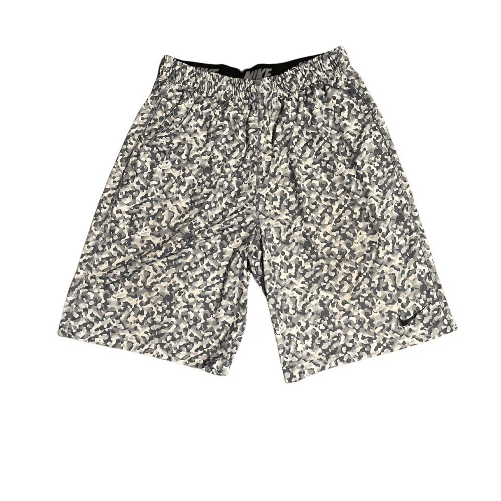 Nike camo shorts Dri-Fit